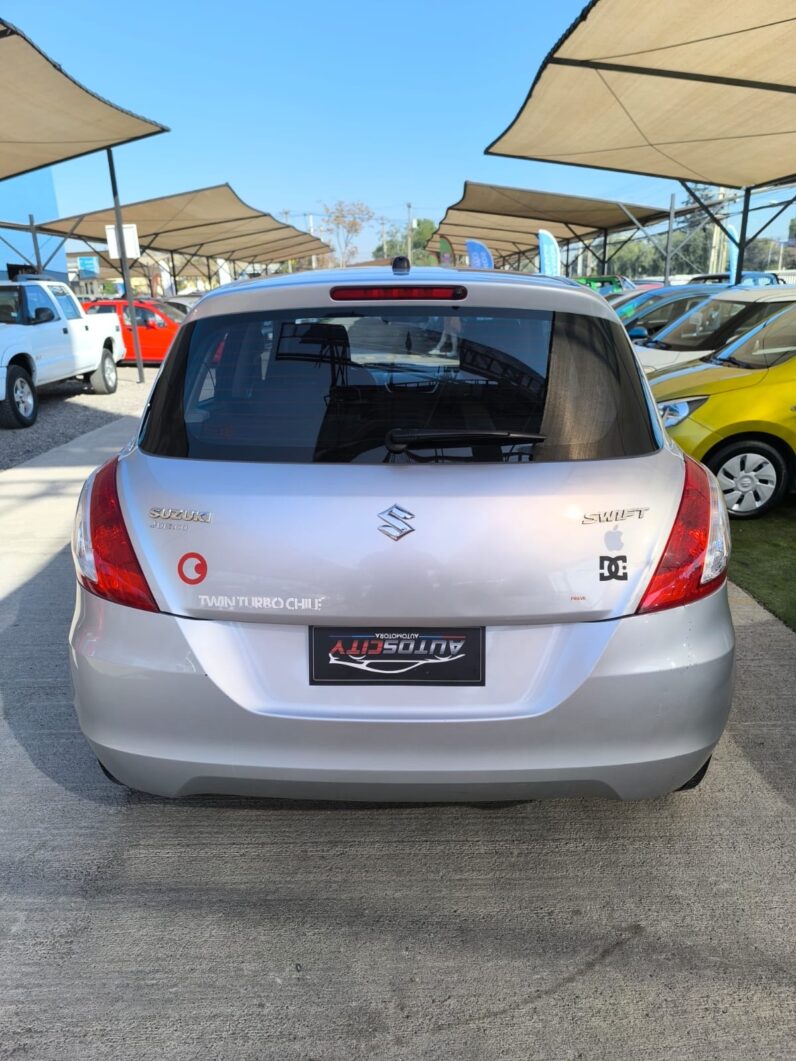 SUZUKI SWIFT GLS 2015