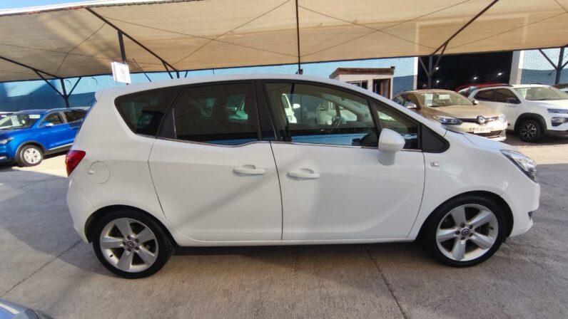 OPEL MERIVA COSMO 2017