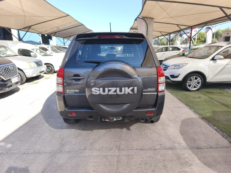 SUZUKI GRAND NOMADE 2017