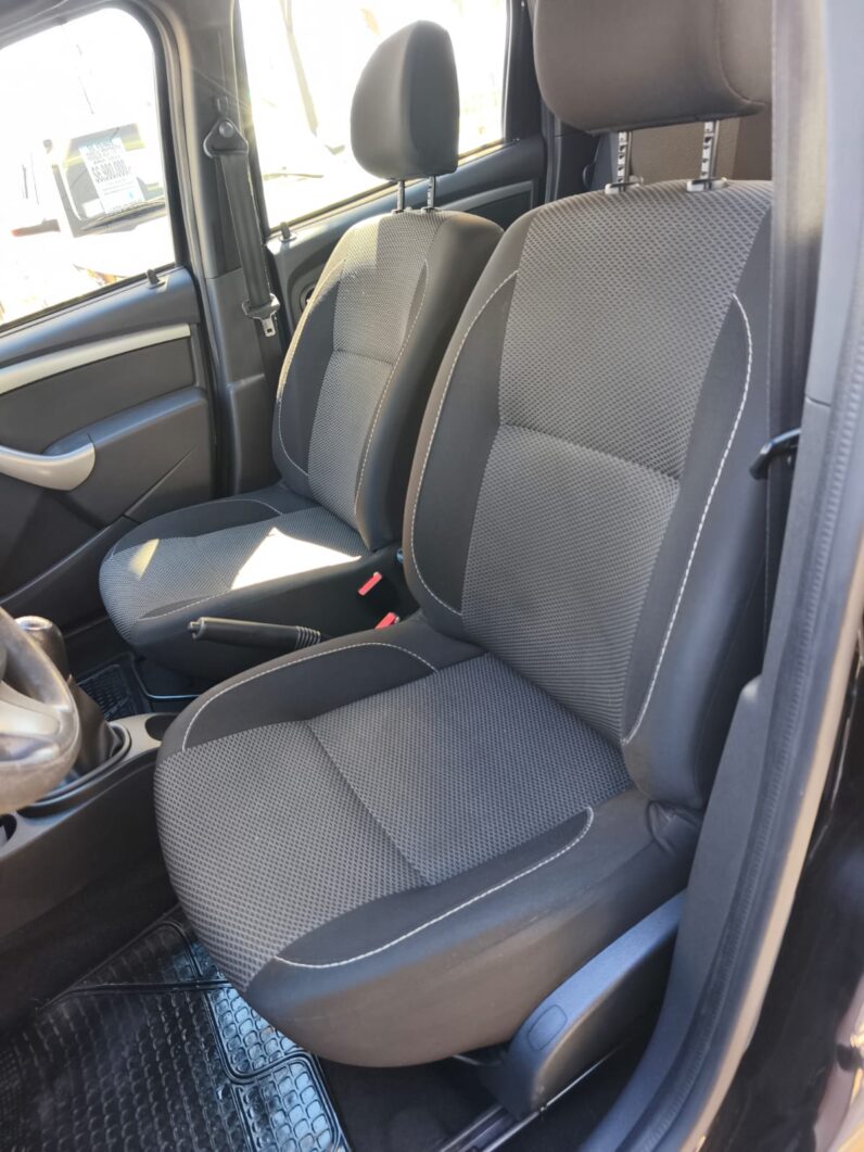 RENAULT DUSTER 2016